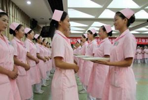 中專學(xué)歷、護(hù)理專業(yè)現(xiàn)在可以報考執(zhí)業(yè)藥師證嗎？
