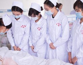 男生讀護理專業(yè)好就業(yè)嗎？