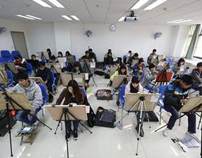 美術(shù)專業(yè)畢業(yè)后能做什么？