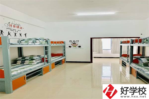 湖南曙光科技技工學(xué)校有助學(xué)政策嗎？有哪些招生專業(yè)？