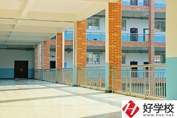 永州師范高等?？茖W(xué)校、湖南九嶷職業(yè)技術(shù)學(xué)院