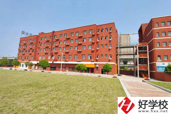 長(zhǎng)沙湘府科技技工學(xué)?？孔V嗎?有什么專業(yè)?