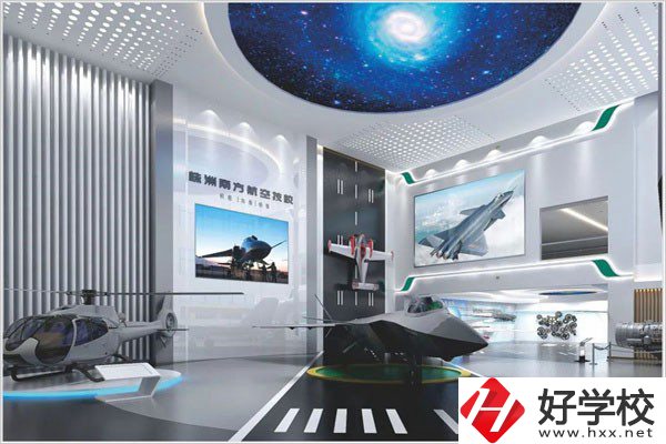 株洲南方航空技校招初中生嗎？學(xué)制幾年？