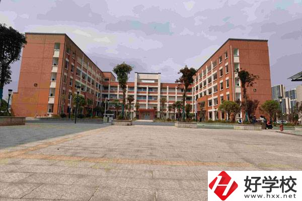 邵陽市體育運(yùn)動(dòng)學(xué)校的招生要求有哪些？