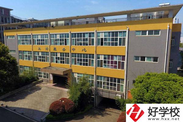 長(zhǎng)沙高新技術(shù)工程學(xué)校有哪些精品專(zhuān)業(yè)？
