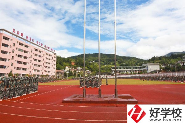 在桂東縣職業(yè)教育中心學(xué)計(jì)算機(jī)怎么樣？