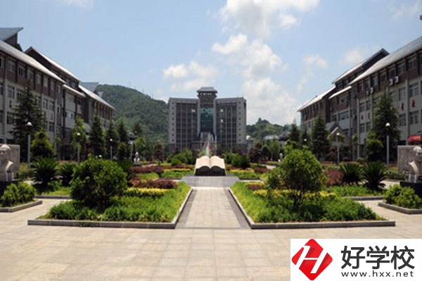 湘西州經(jīng)濟(jì)貿(mào)易學(xué)校好嗎？有什么辦學(xué)特色？