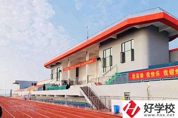 瀏陽市中協(xié)高新科技學(xué)校的招生專業(yè)有哪些？學(xué)費貴嗎？