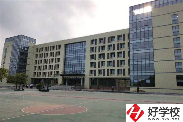 永州環(huán)境最好的公辦中專是哪所？有什么辦學優(yōu)勢？