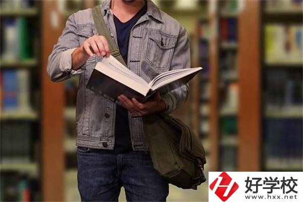 在湖南就讀普通高中和職業(yè)高中有什么區(qū)別？職高怎么樣？