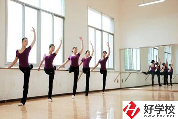 衡陽市信息網(wǎng)絡(luò)工程學(xué)校是公辦的嗎？辦學(xué)特色是什么？