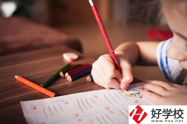 衡陽(yáng)排名靠前中專(zhuān)學(xué)校是哪幾個(gè)？哪個(gè)最好？