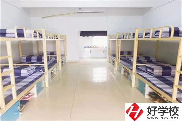 長沙經(jīng)貿(mào)職業(yè)中專有哪些招生專業(yè)？有哪些辦學(xué)優(yōu)勢？