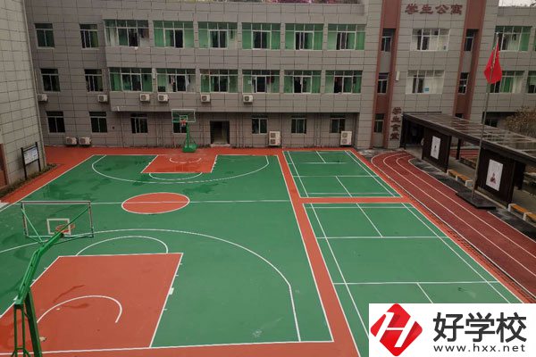 長沙康明職業(yè)中專學(xué)校有什么熱門專業(yè)？