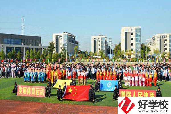 株洲市商業(yè)中專學校怎么樣？有什么報名條件？