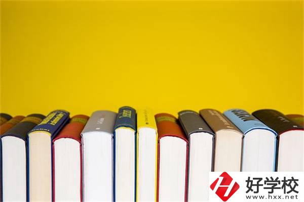 在湖南“晚熟”的孩子該何去何從？該怎么擇校？