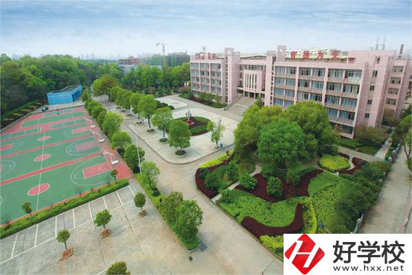衡陽市高級(jí)技工學(xué)校操場