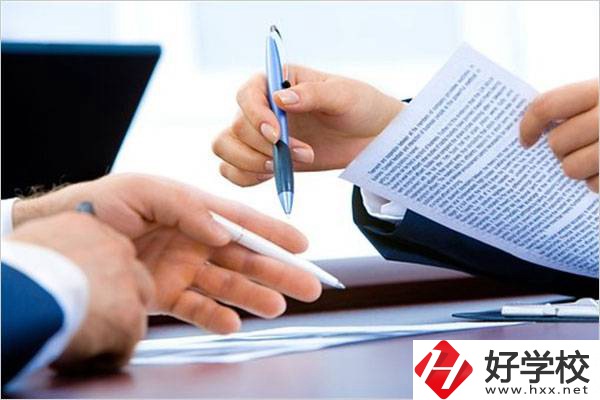 湖南初中畢業(yè)讀五年制大專學(xué)什么專業(yè)好？讀了有用嗎？
