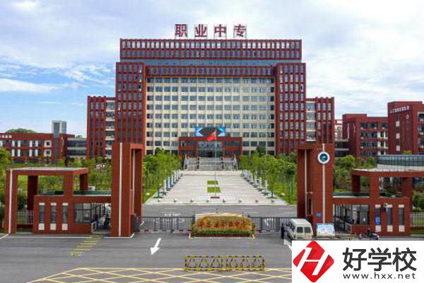 想在岳陽(yáng)市學(xué)汽修專業(yè)？來(lái)看看這兩所學(xué)校