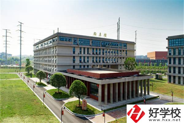 株洲排名靠前的職高是哪幾所？辦學(xué)條件怎么樣？