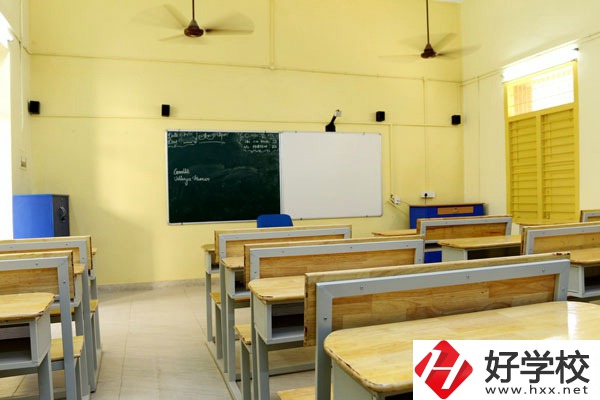 懷化市城南職業(yè)學(xué)校好不好？宿舍怎么樣？