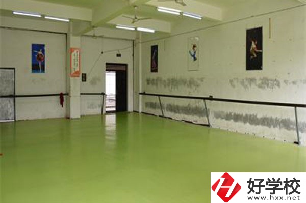 張家界旅游學(xué)校怎么樣？有哪些辦學(xué)優(yōu)勢？