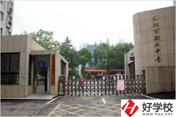 岳陽(yáng)本科率高的中職學(xué)校有哪些？中職生升大學(xué)容易嗎？