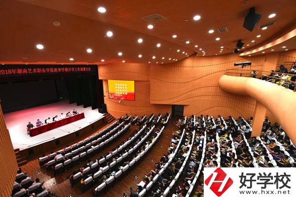 湖南初中生可以上公辦大專(zhuān)嗎？中職生上大專(zhuān)要求高嗎？