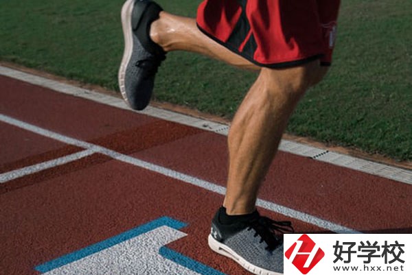 湖南省經濟貿易職業(yè)中專學校好不好？宿舍怎么樣？