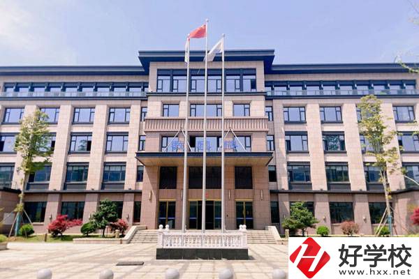 長沙中遠職業(yè)中專學(xué)校怎么樣？有哪些辦學(xué)特色？