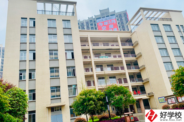 邵陽市哈博職業(yè)中專學校怎么樣？