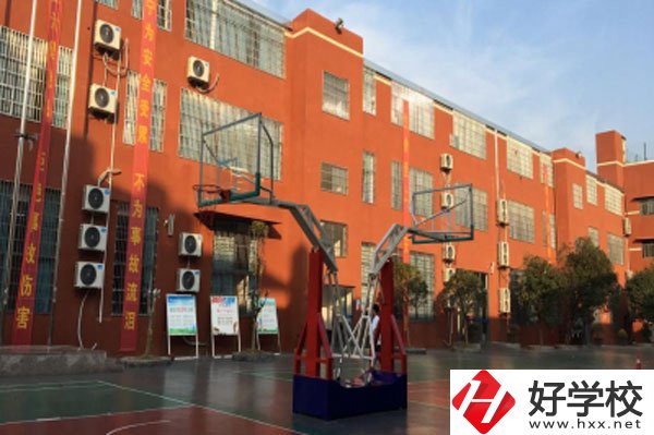 長沙市英藍(lán)中等職業(yè)學(xué)校怎么樣？有哪些優(yōu)勢？