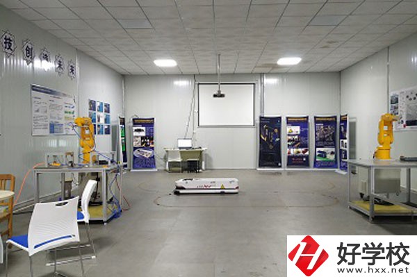 岳陽(yáng)市建設(shè)科技職業(yè)技術(shù)學(xué)校專業(yè)情況如何，有哪些辦學(xué)特色?