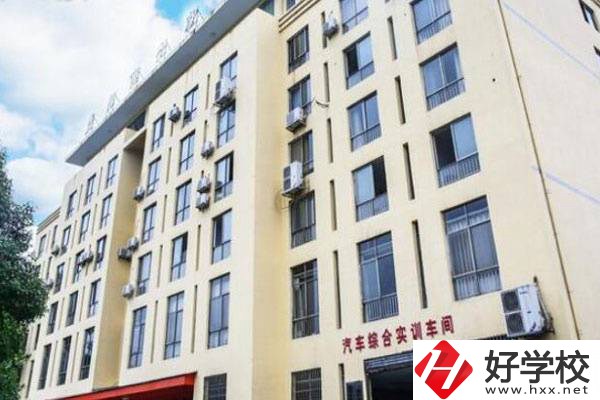 益陽市第一職業(yè)中專學校是重點學校嗎？升學率高嗎？