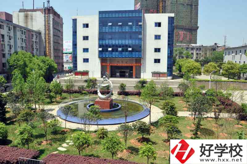 湖南省耒陽師范學(xué)校有哪些專業(yè)？就業(yè)前景怎么樣？