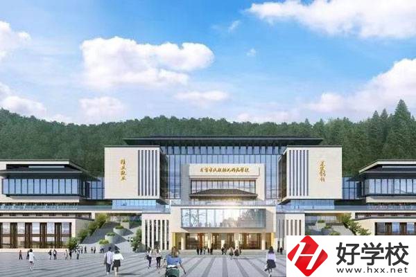 吉首市有哪些公辦中專？
