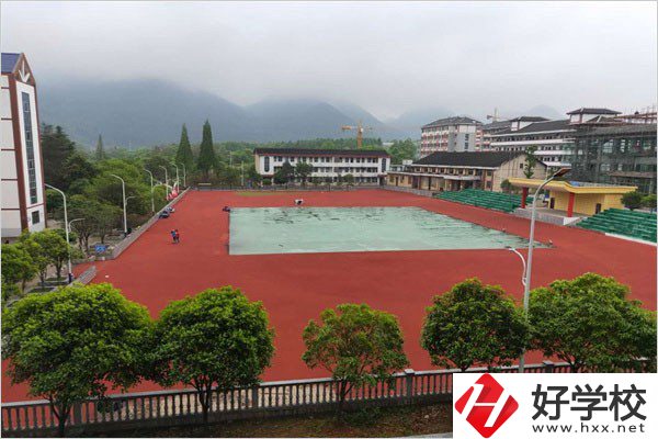 邵陽電商中專有哪些？管理如何？