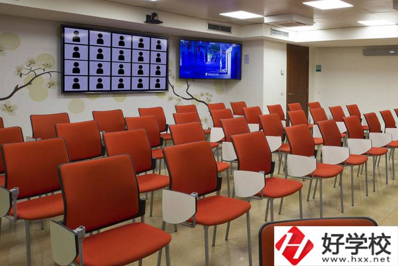 平江縣職業(yè)學(xué)院會計(jì)專業(yè)怎么樣？就業(yè)方向有哪些？