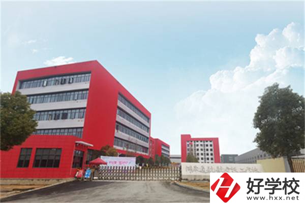 長沙有學(xué)費(fèi)不貴的民辦技校嗎？可以參加對口高考嗎？