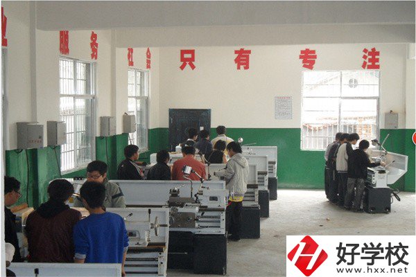 懷化的公辦職高有哪些？可以免學費嗎？