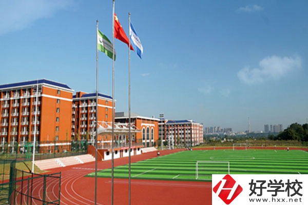 湖南醫(yī)藥職業(yè)中專有哪些招生專業(yè)，報考要求是什么？