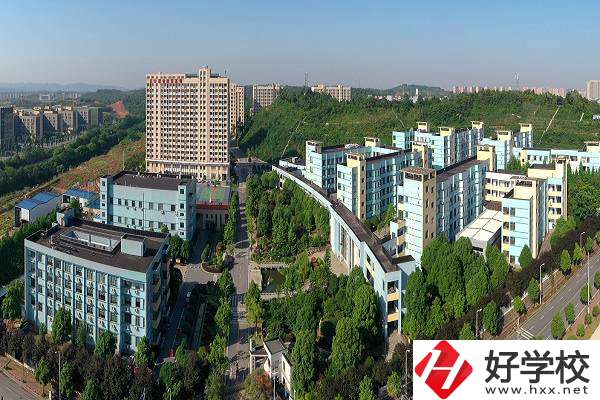 長沙財經(jīng)學(xué)校有沒有官網(wǎng)？怎樣才能找到？