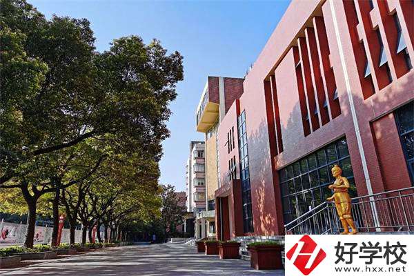 湖南建筑高級技工學(xué)校是公辦嗎？辦學(xué)怎么樣？