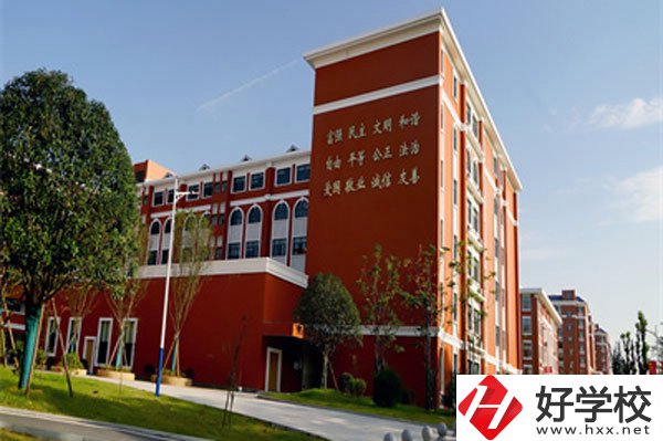 長沙的醫(yī)衛(wèi)類中專學(xué)校有哪些？