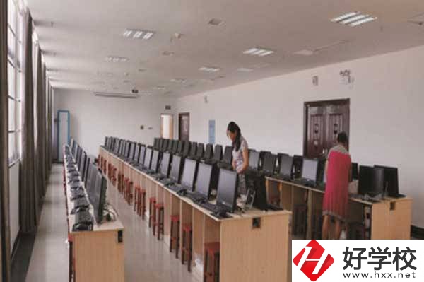 湘西州經(jīng)濟(jì)貿(mào)易學(xué)校有哪些招生專業(yè)？
