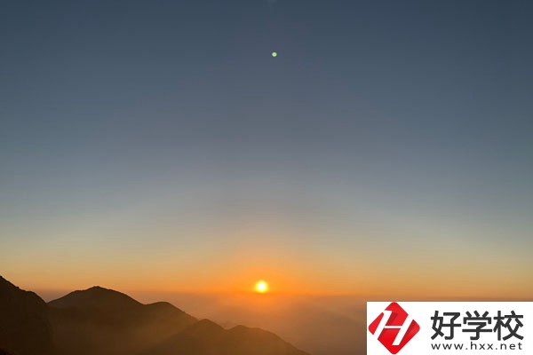 醴陵市陶瓷煙花職業(yè)技術學校怎么樣？師資力量如何？