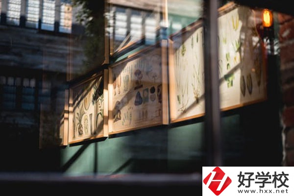 湖南省經濟貿易職業(yè)中專學校好不好？宿舍怎么樣？