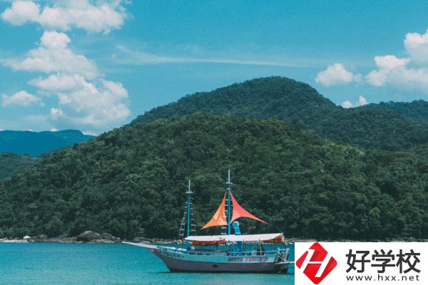 株洲南方航空高級技工學校怎么樣?有什么特色專業(yè)？