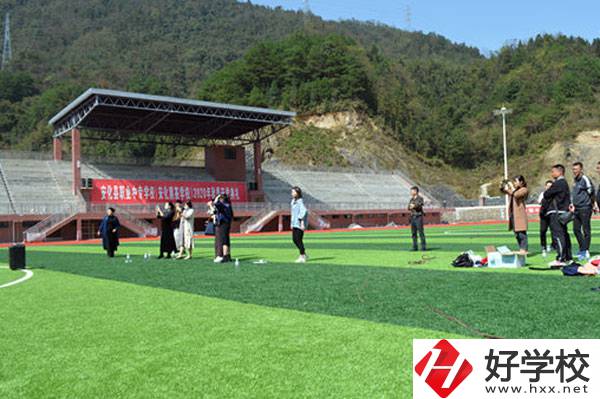 安化縣職業(yè)中專學(xué)校是公辦院校嗎？有哪些專業(yè)？