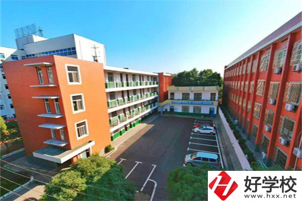 中國(guó)水電八局高級(jí)技工學(xué)校是所什么學(xué)校？有什么優(yōu)勢(shì)？
